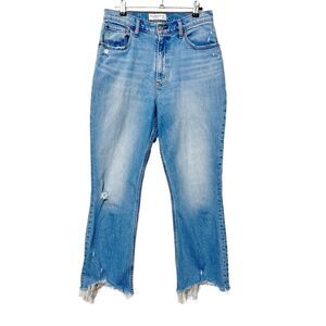 Abercrombie & Fitch Curve Love Kick Flare Jeans Cropped Distressed Women’s 28